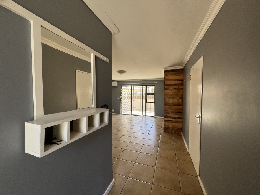 3 Bedroom Property for Sale in Sonstraal Heights Western Cape